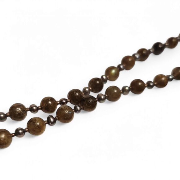 Vintage Labradorite Beads Necklace with Pearl Abalone Pendant, 13" Long - Picture 5 of 7